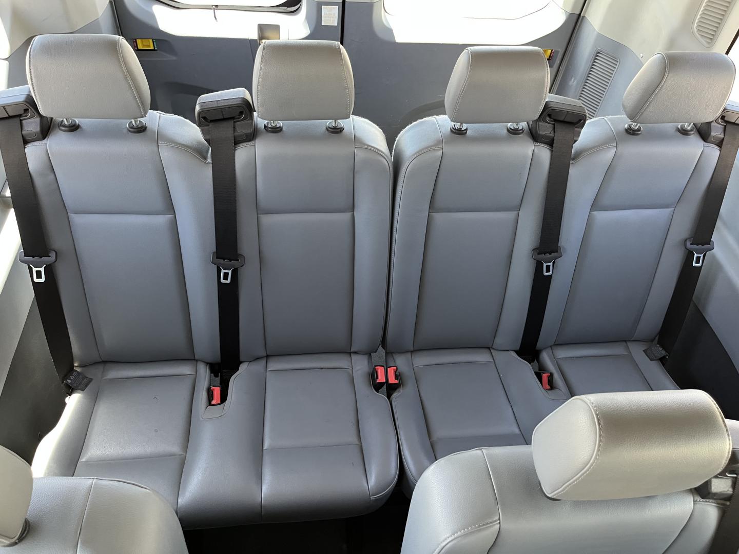 ./imagenes/INVOICE/2019/16421/CAMIONETA FORD T-350 (28).JPG